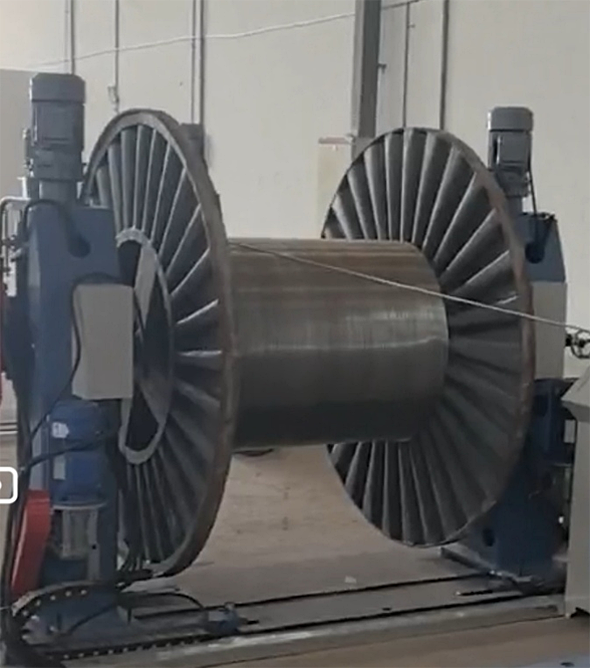 Hydraulic Control Line (CL):